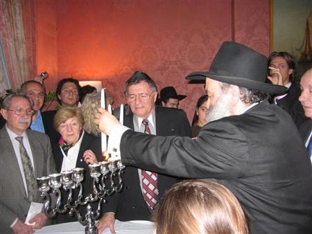 Chanukah Party au consulat de France le Rav Mickael Cohen