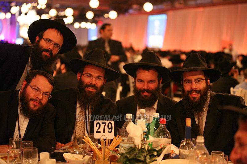 Kinous Hachlouhim 5769 Banquet à Crown Heights