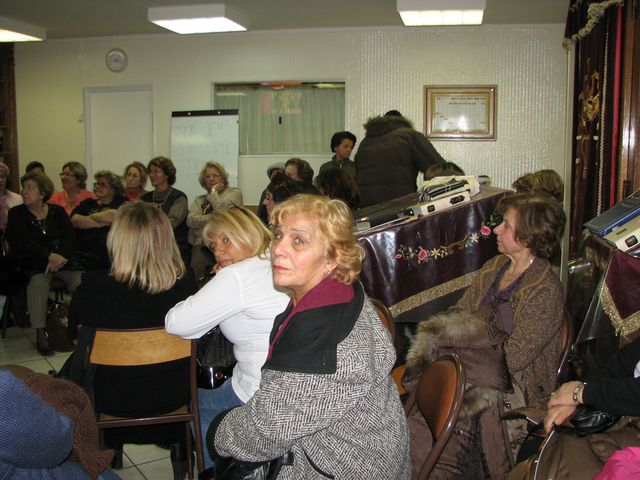 Cours pour dames le mardi après-midi au Beth Loubavitch