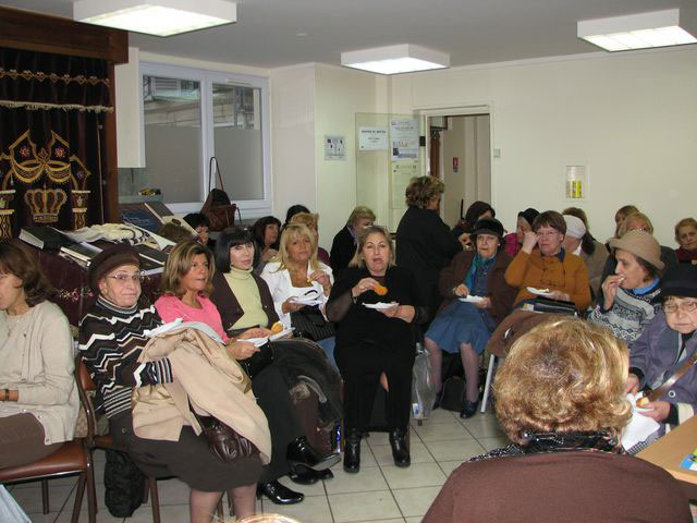 Cours pour dames le mardi après-midi au Beth Loubavitch