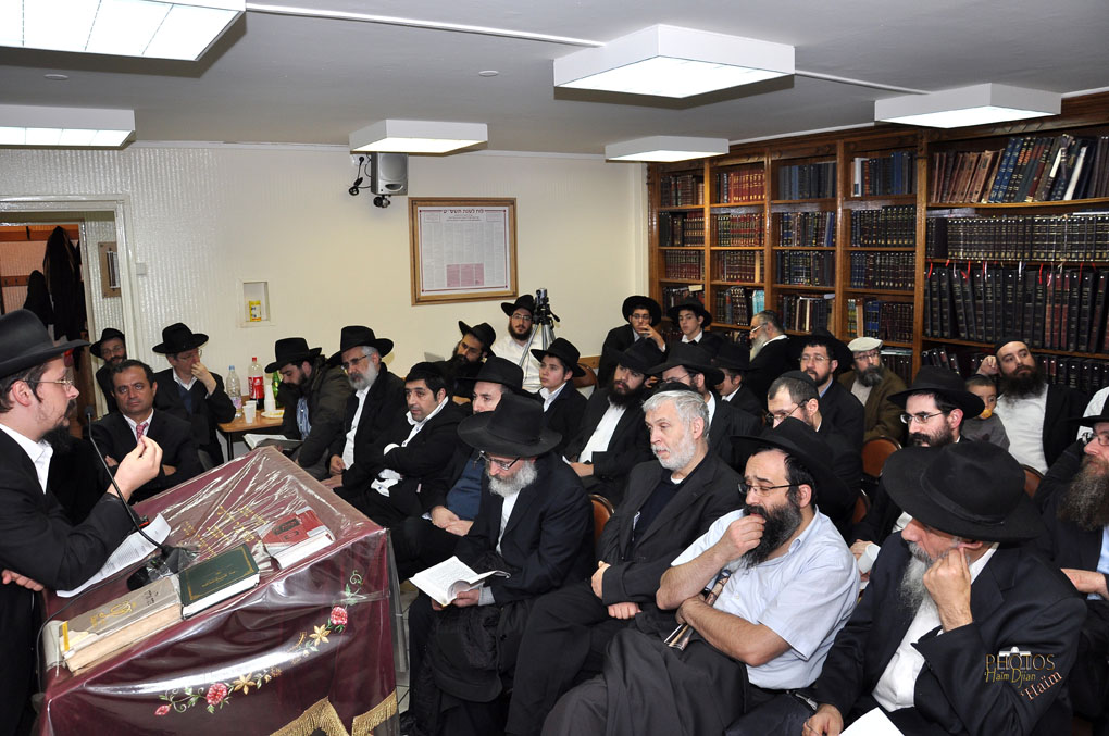 Kinous Torah Beth Loubavitch 27 Tichri 5769 à Paris