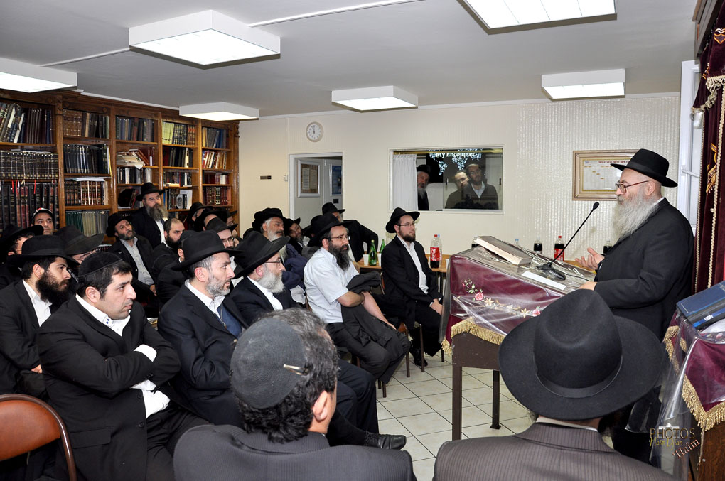 Kinous Torah Beth Loubavitch 27 Tichri 5769 à Paris