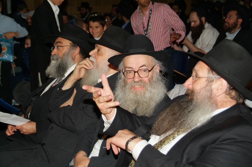 Conclusion du 25ème cycle d'étude du Rambam et commencement du 26ème au Palais de la Mutualité (12 juillet 2007)