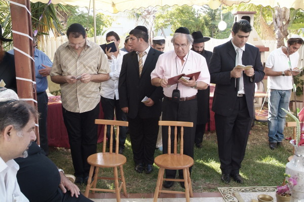 Inauguration d'un Sefer Torah par les Institutions Kesher d'Ashdod dirigées par le Rav Mendel Amar