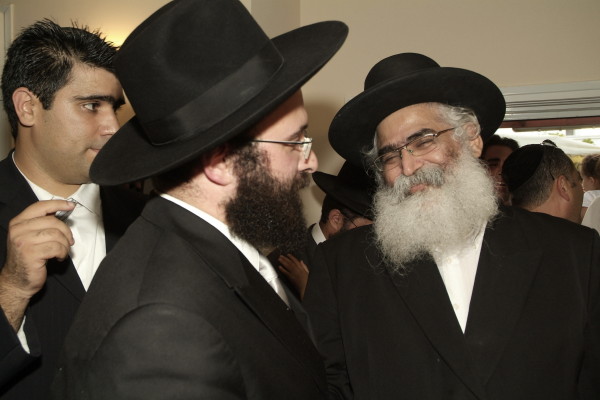 Inauguration d'un Sefer Torah par les Institutions Kesher d'Ashdod dirigées par le Rav Mendel Amar