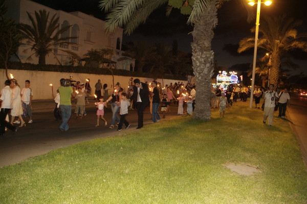Inauguration d'un Sefer Torah par les Institutions Kesher d'Ashdod dirigées par le Rav Mendel Amar