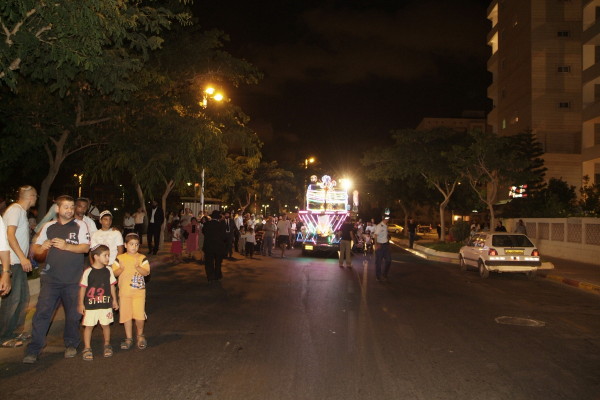 Inauguration d'un Sefer Torah par les Institutions Kesher d'Ashdod dirigées par le Rav Mendel Amar