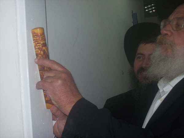 Inauguration du siège social du Beth Habad à "Ashdod LaCity" à la mémoire de Elyahou Edmond ben Moshe z'l