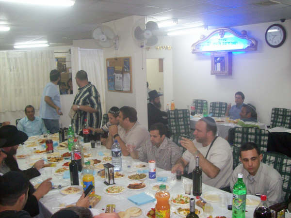 Inauguration du siège social du Beth Habad à "Ashdod LaCity" à la mémoire de Elyahou Edmond ben Moshe z'l