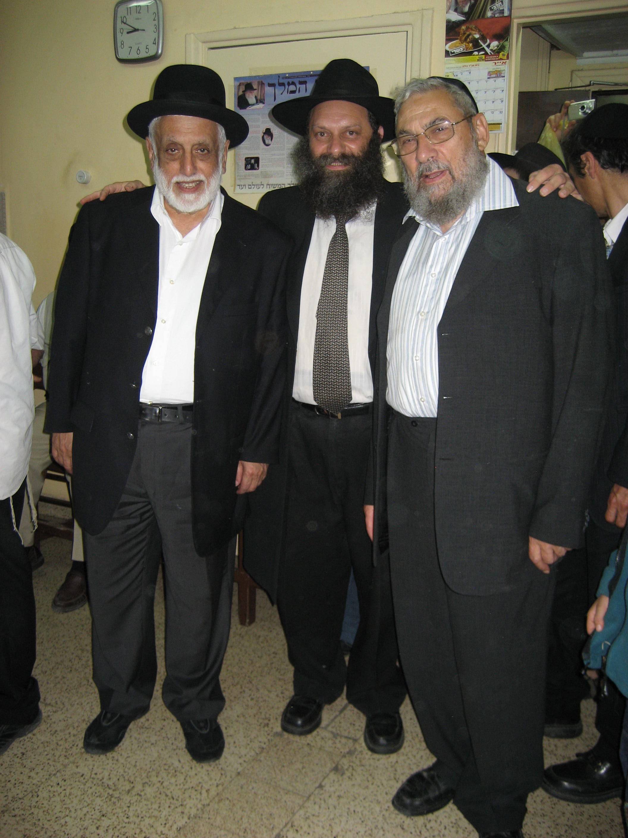 Inauguration d'un Sefer Torah au Centre francophone de Jérusalem dirigé par le Rav Itshak Habib