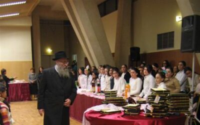 Soirée des Bat Mitsvot à l'occasion de Kaf Hé Adar rue petit, Motsaé Chabbat Vayakel