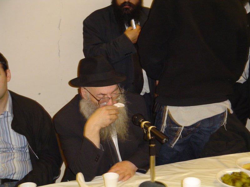 Grand Farbrenguen Hassidique du 11 Nissan avec le Rav Chmouel Azimov Beth Haya Mouchka - rue Petit