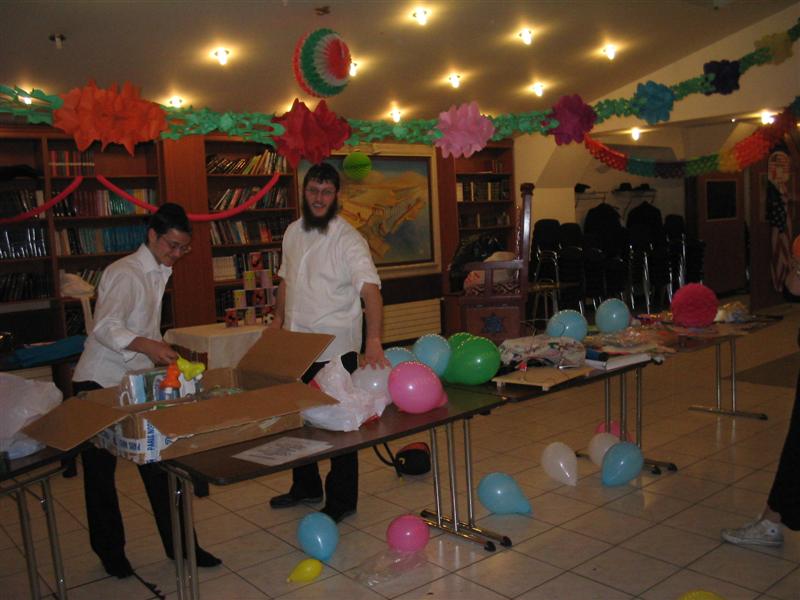 Grande kermesse au Beth Habad de Vincennes