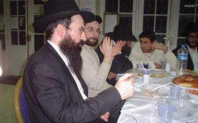 Farbrenguen de Youd Dalet Kislev avec le Rav Lévi Azimov Yéchiva Ohr Menah'em - Montrouge