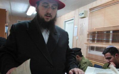 Pourim dans les bases militaires de Karmei Tzur dans le Gouch Etzion