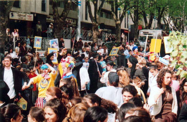 Grande Parade de Lag Baomer à Sarcelles