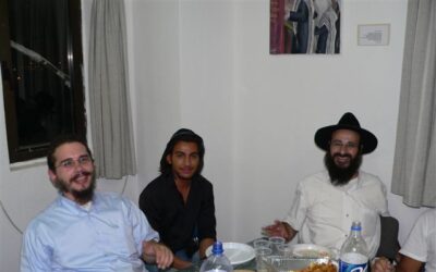Farbrenguen au 770 du Kfar Habad Avec Mena'hem Latar, directeur du 770 et Yossef Haddad, Chaliah des francophones d'Hertzlia