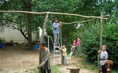 Concours des plus belles Souccot: Souccah de la famille Fleischer-Yerres faite avec des rondins de bois