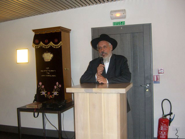 Séminaire des 2 Alpes 2007: 300 personnes assistent au Kinous Torah à l'occasion de la Hilloula de Rabbi Lévi...