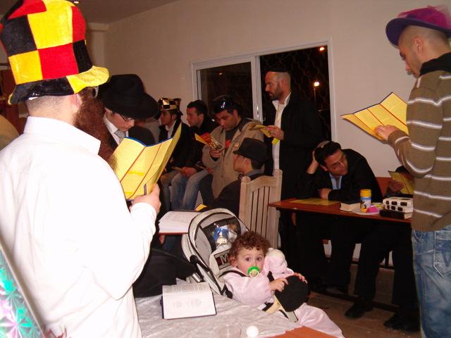 Pourim au Beth Habad Tel-Aviv Nord dirigé par le Rav David Aziza