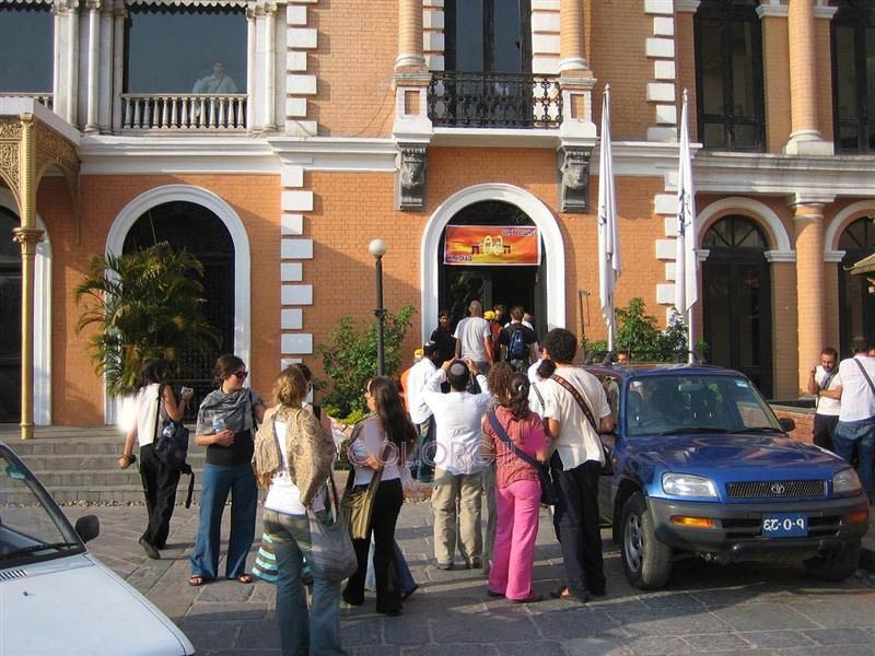 Le plus grand Seder Communautaire au monde s'est déroulé au Nepal et a réuni près de 2000 touristes israéliens