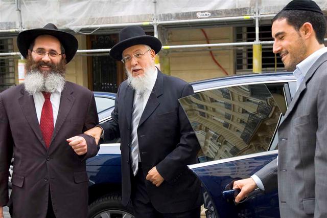 Visite du Grand Rabbin de France au Beth 'Habad-Lubavitch de Neuilly