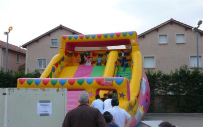 Grande fête foraine de Lag-Baomer à l'école Beth-Menahem à Lyon-Villeurbanne