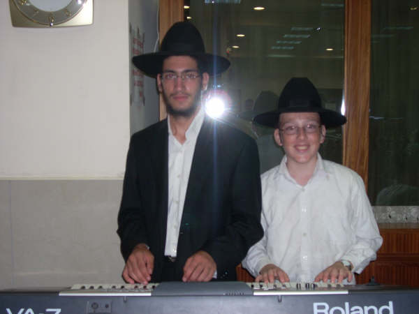 Farbrenguen de Guimel Tamouz avec le Rav Yaacov Mazouz au Beth Habad "Or Menahem" de Netanya