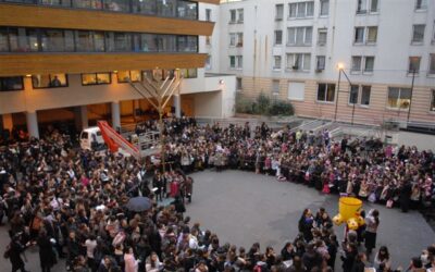 Allumage de &lsquo;Hanouka à l'école Beth Haya Mouchka en présence du Président du FSJU, Mr Pierre Besnainou