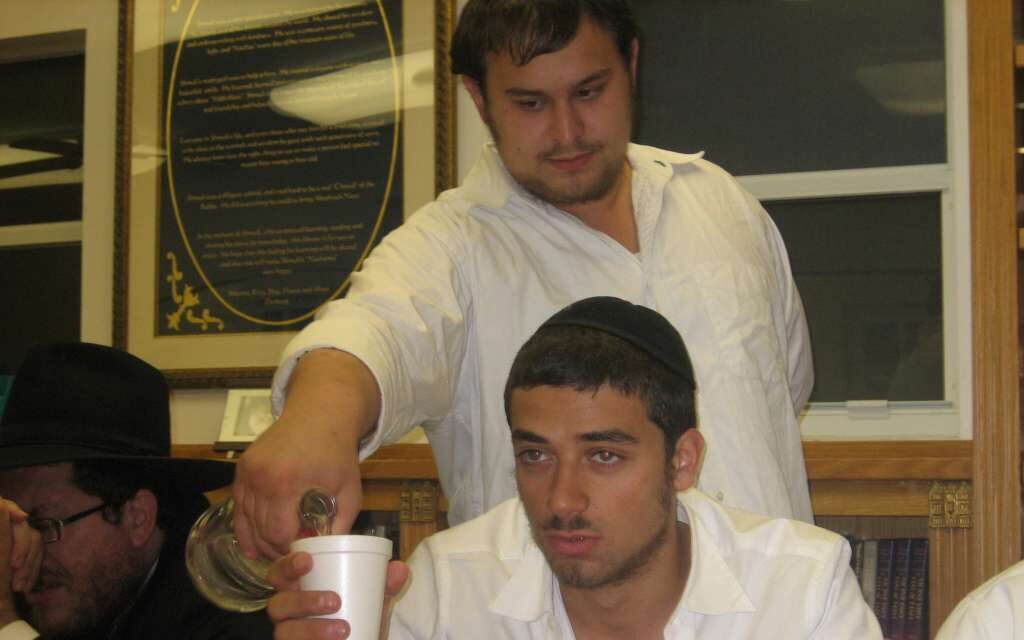 Farbrenguen avec les Bahourim du "Miami Smicha Program" dirigé par le Rav Israel Frankforter, avec le Rav Faivish Dalfin