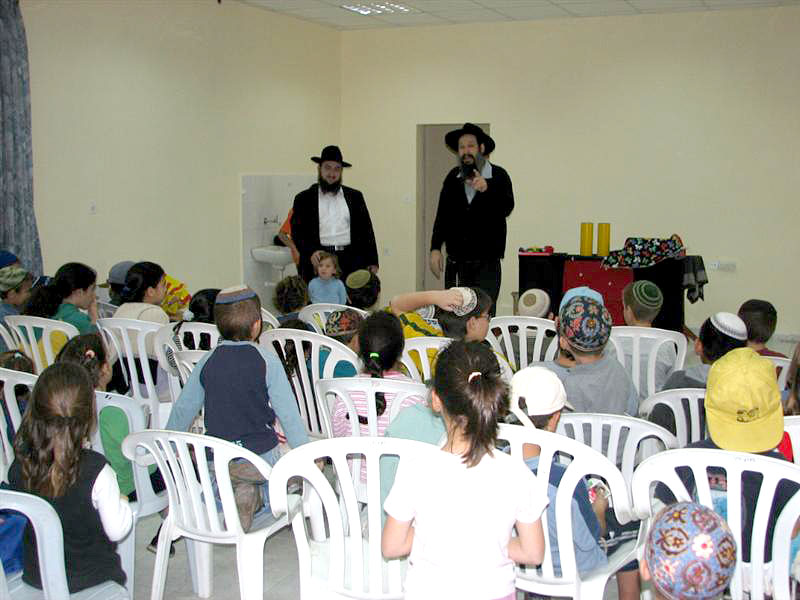 'Hanouka Karmei Tzur