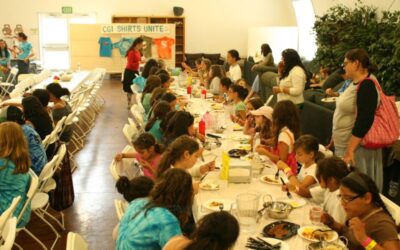 600 enfants des Gan Israel du sud de la Californie se rassemblent au park "Running Springs"