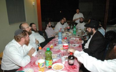 Un soir, trois Farbrenguens à Kfar Habad