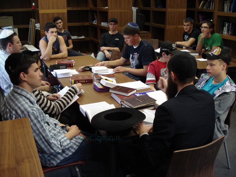 Yechiva Jeunes Berlin 5769