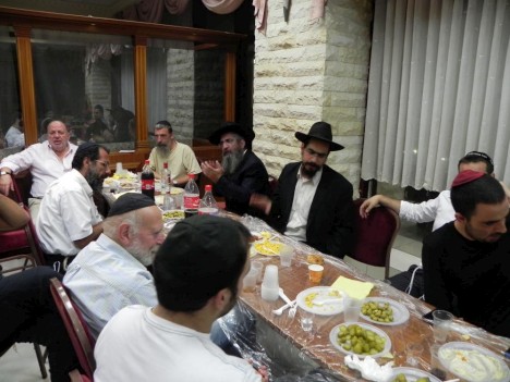 Farbrenguen du 7 Hechvan au Beth Habad francophone de Netanya
