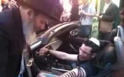 Mivtsa Tefilines rue des Rosiers par Israel Goldberg