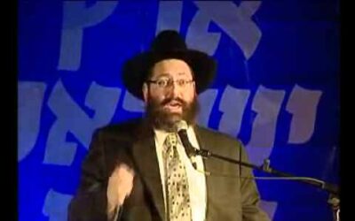 Discours du Rav Yossef Itshak Jacobson "Face aux nations, les juifs doivent arrêter de bégayer"