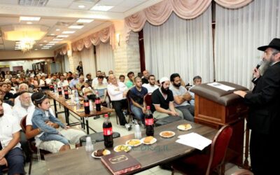 Rassemblement au Beth Habad francophone de Netanya, à la mémoire des 3 jeunes filles ז"ל victimes de l'explosion