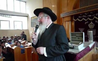 VIDÉO : Ecriture de lettres dans le Sefer Torah de la compagnie EL AL, jeudi 8 septembre 2011 à Ekhal Menahem