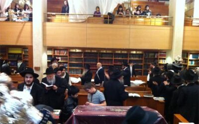 Photo du jour : inauguration d'un Sefer Torah offert par la famille Chelly