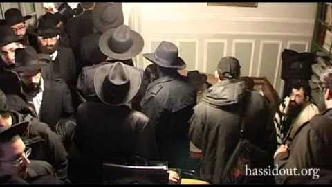 VIDÉO : Fin des Chiva chez la famille du Rav Azimov, lundi 24 Hechvan 5772