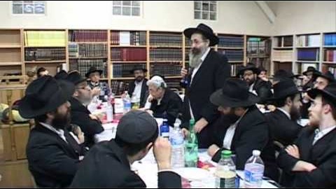 VIDÉO : Mélavé Malka au Beth Habad de Choisy le Roi, Motsaei Chabbat Vayichla'h 5772
