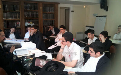 Photos du jour: Seder d'étude pour les Ba'hourim au Beth Loubavitch