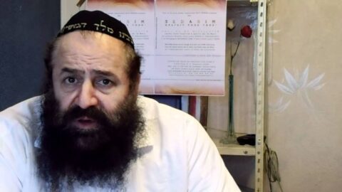 "Sedarim gratuits pour tous" par Elyahou Houri