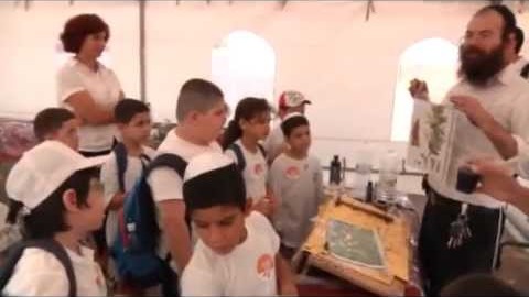 VIDÉO: Les fêtes du Houmach à Kfar Habad