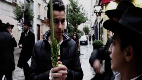 Souccah des étudiants : Visite du M. Rémi Féraud, Maire du 10eme arrondissement de Paris