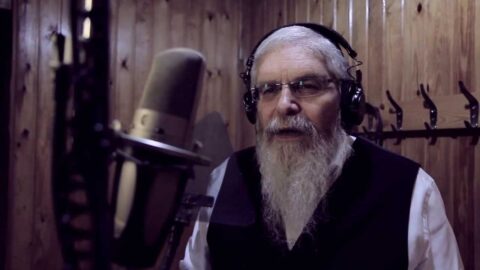 Aharon Sitbon chante "Adon Olam"