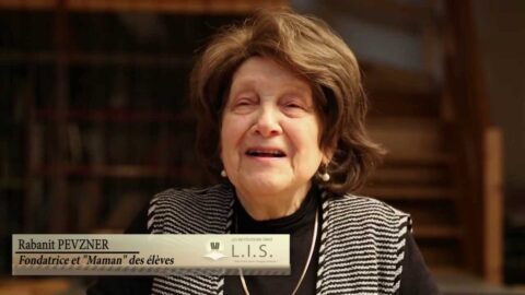 Clip présenté au gala de Sinaï, lundi 10 mars 2014