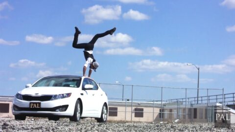 Vidéo du jour : Les Twins from France dans un clip pour "Plaza Auto Leasing"