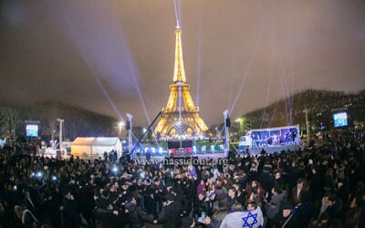 Allumage intercontinental au Champ de mars - Tour Eiffel, dimanche 21 décembre 2014